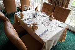 1534932798-dining